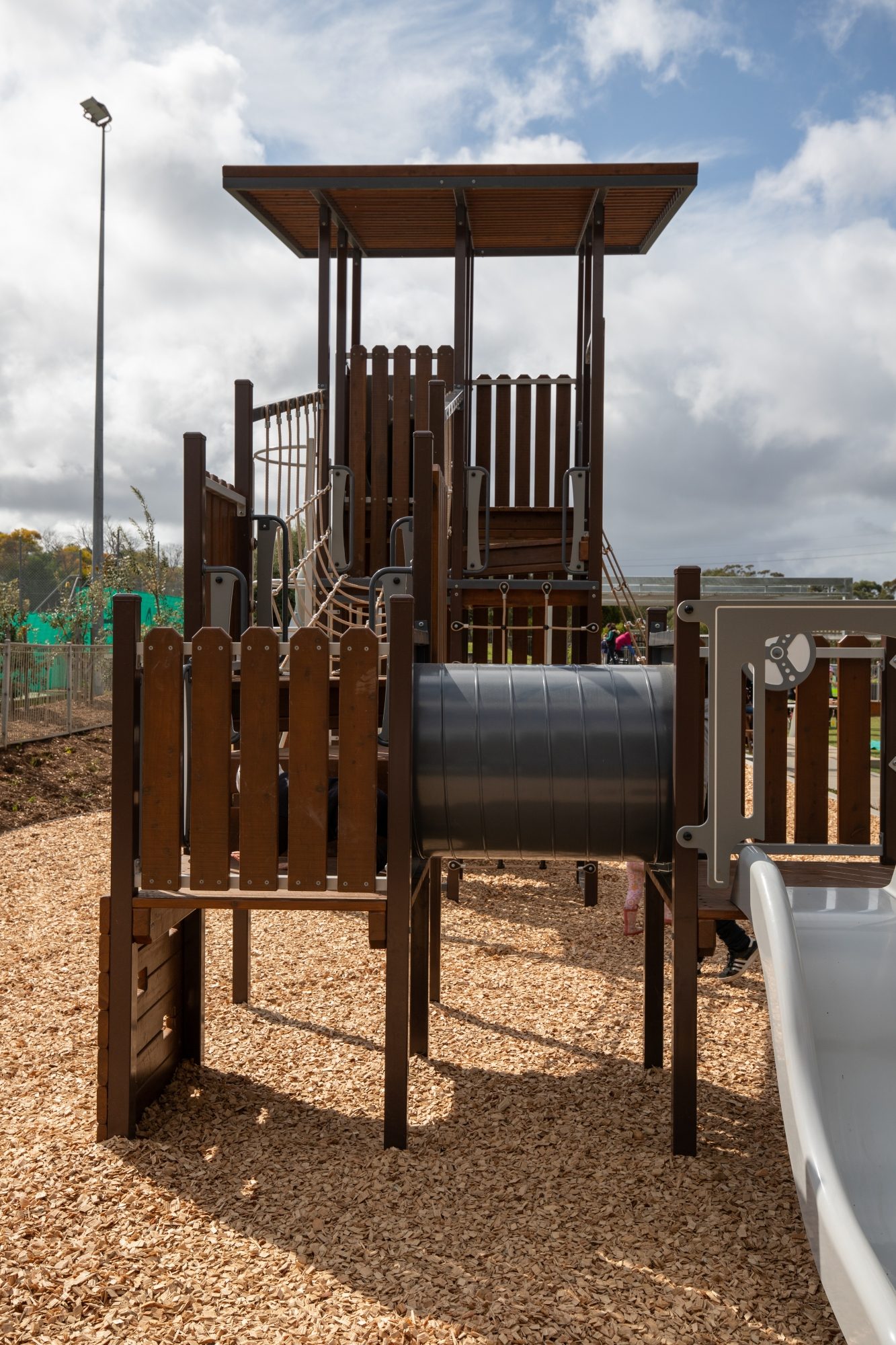 Hessing Crescent Reserve O Pening Trott Park Community Centre 037