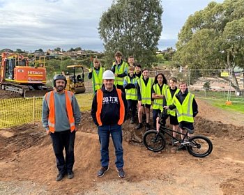 Capella Smaller IMG 1186