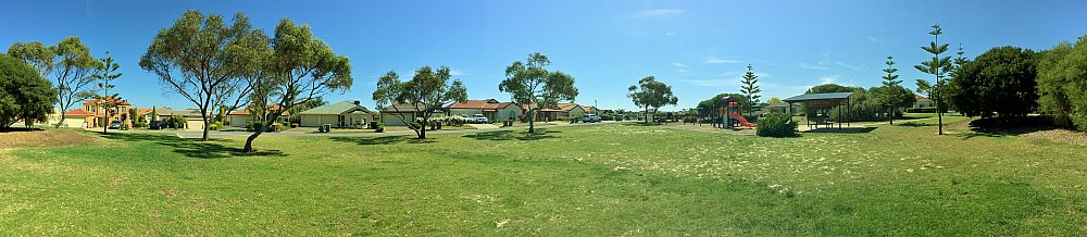 Chatsworth Court Reserve Panorama 2