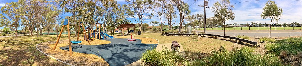 Mckellar Terrace Reserve Panorama 2
