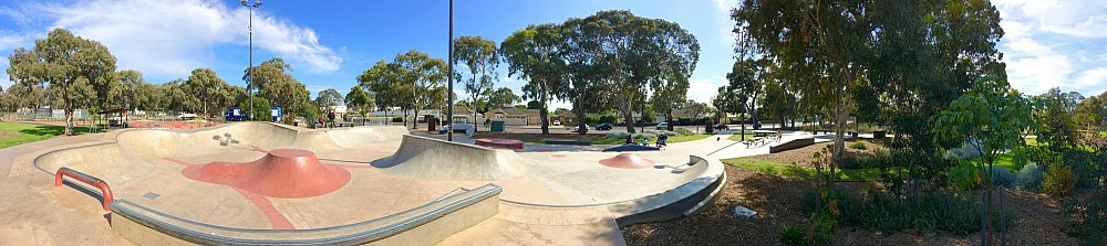 Oaklands Reserve Oaklands Recreation Plaza Skate Panoramic 1