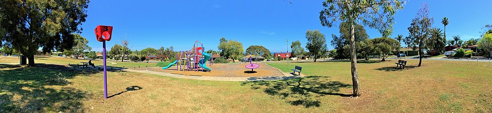 Koomooloo Crescent Reserve Panorama 2