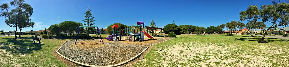 Chatsworth Court Reserve Panorama 1