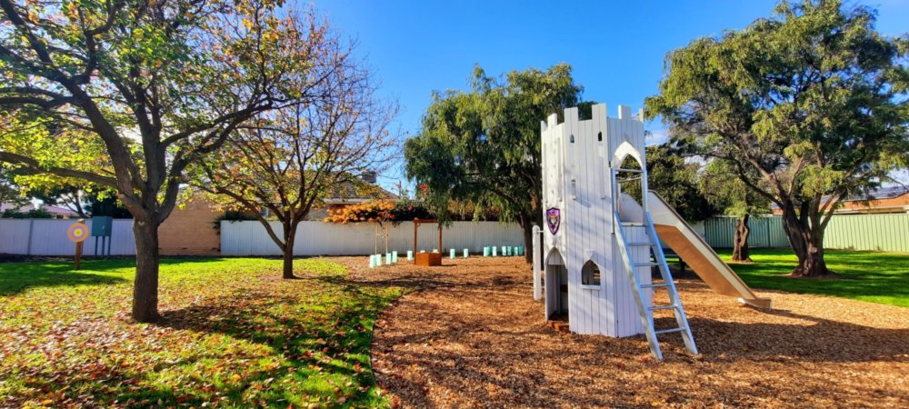 Peterson Avenue Reserve 31