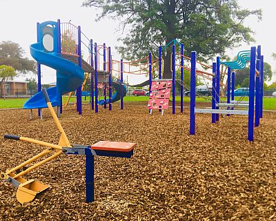 Dumbarton Avenue Reserve Digger