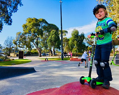 Oaklands Reserve Oaklands Recreation Plaza Skate Rollover Hip Xb 3