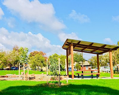 Ash Avenue Reserve Shelter Picnic 1