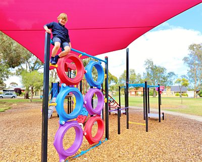 Rosslyn Street Reserve Playground Shade 18 Xb