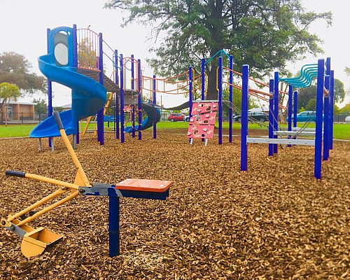 Dumbarton Avenue Reserve Digger