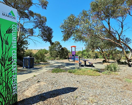 Columbia Crescent Reserve Sign 1