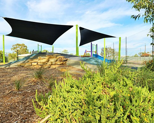 Mulcra Avenue Reserve 20190107 Playground 12