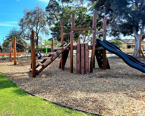 The Crescent Reserve Main 2