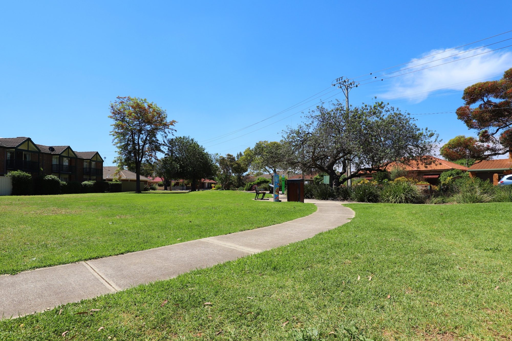 Audrey Street Reserve Facilities Path 1