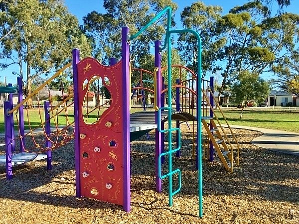 Brolga Place Reserve Image 2