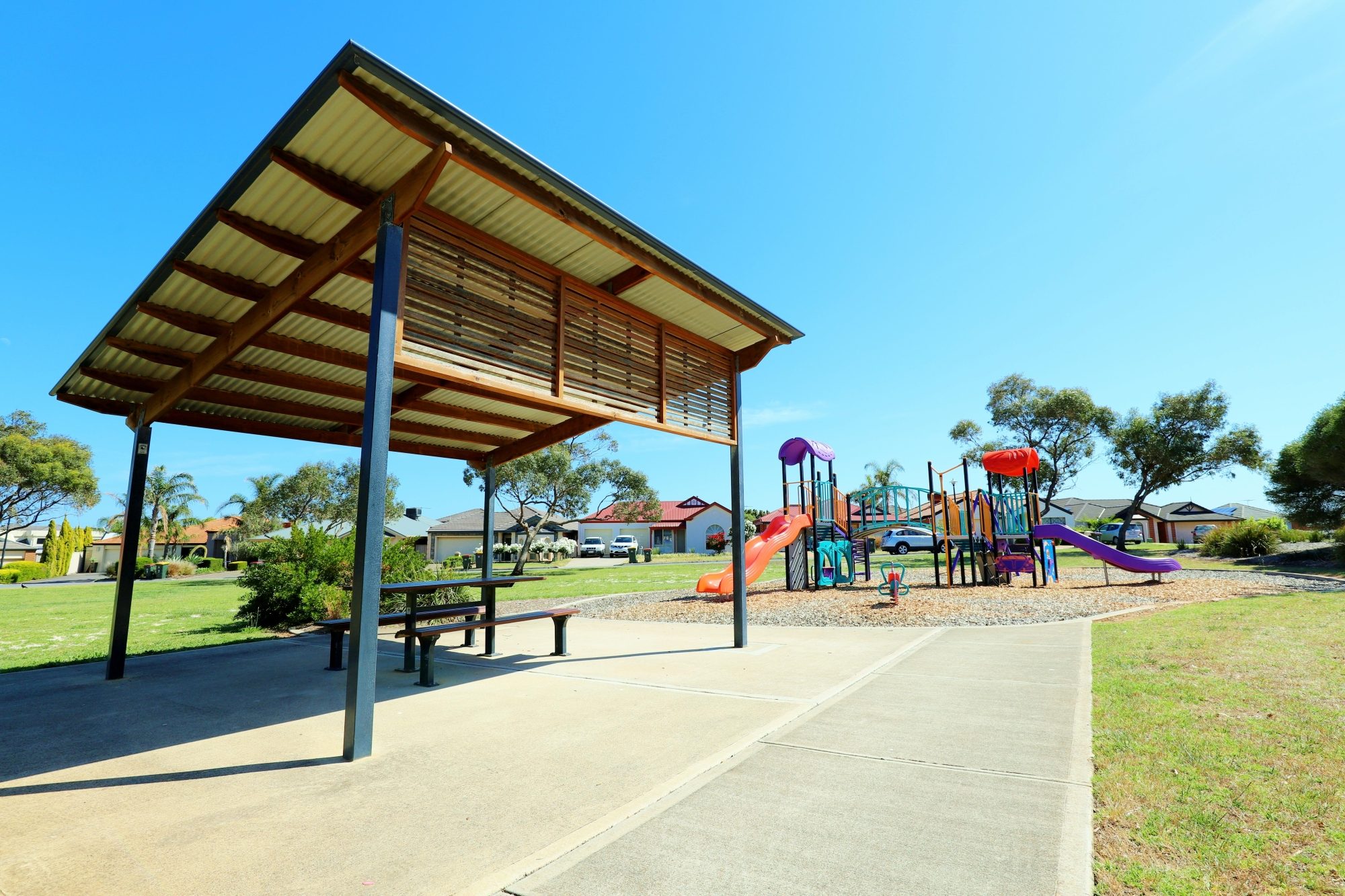Chatsworth Court Reserve Facilities Picnic 1
