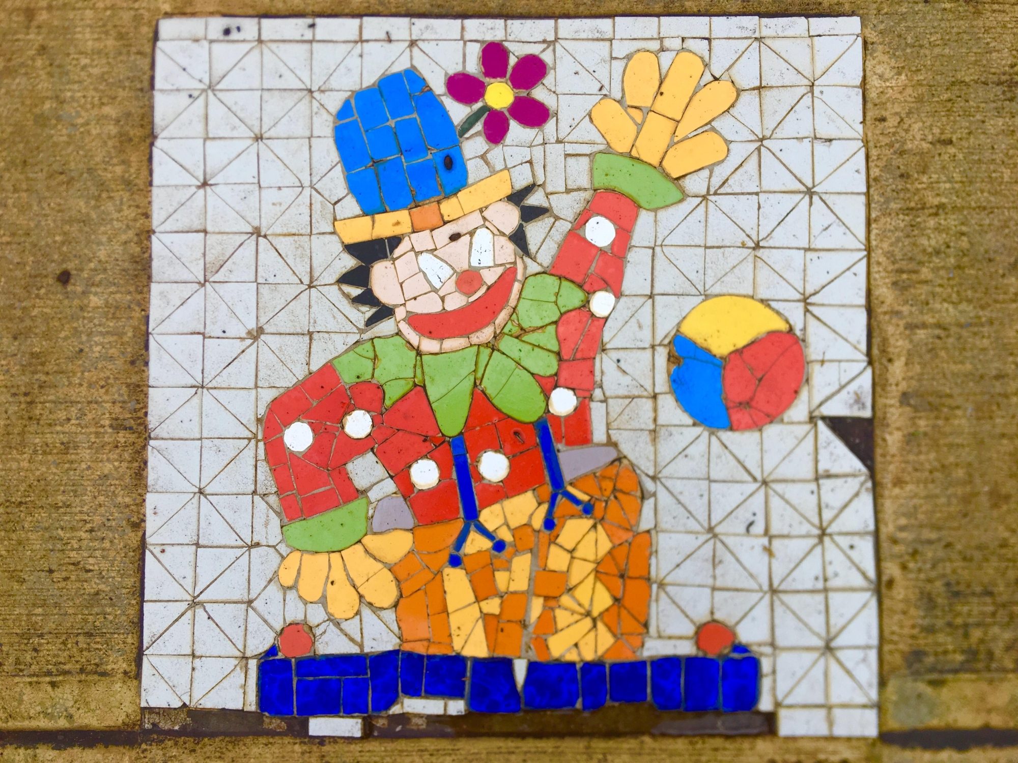 Dumbarton Avenue Reserve Public Art Clown