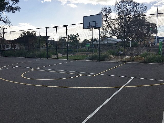 Edwardstown Esmrg Playground Image 24