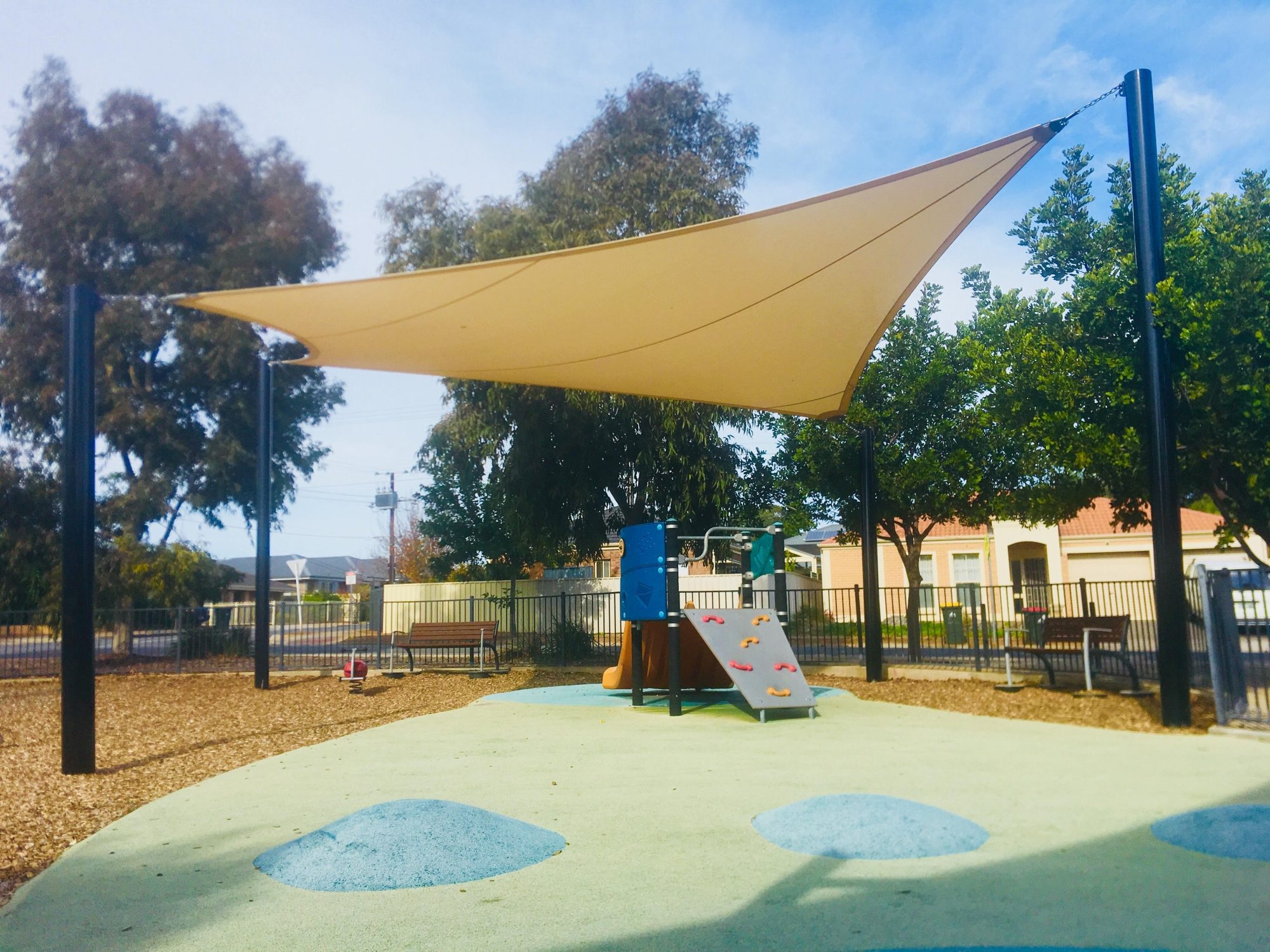 Harbrow Grove Reserve Junior Shade 1