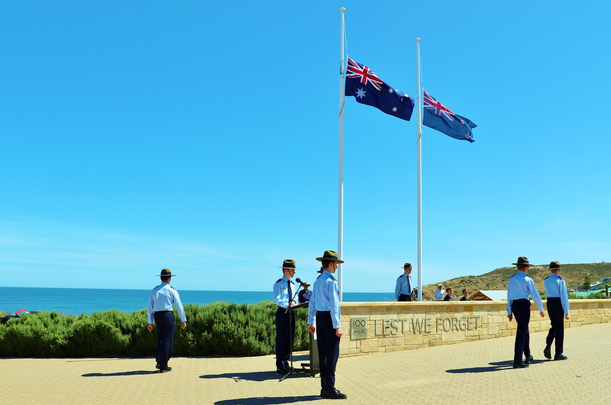 Heron Way Reserve Remembrance Day 2018 Lest We Forget Wall 3
