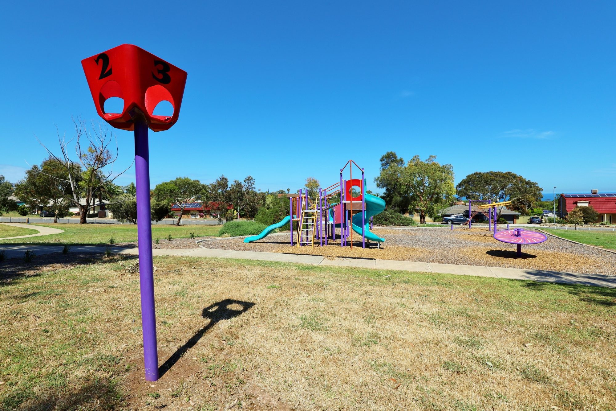 Koomooloo Crescent Reserve Playground Ball Toss 1