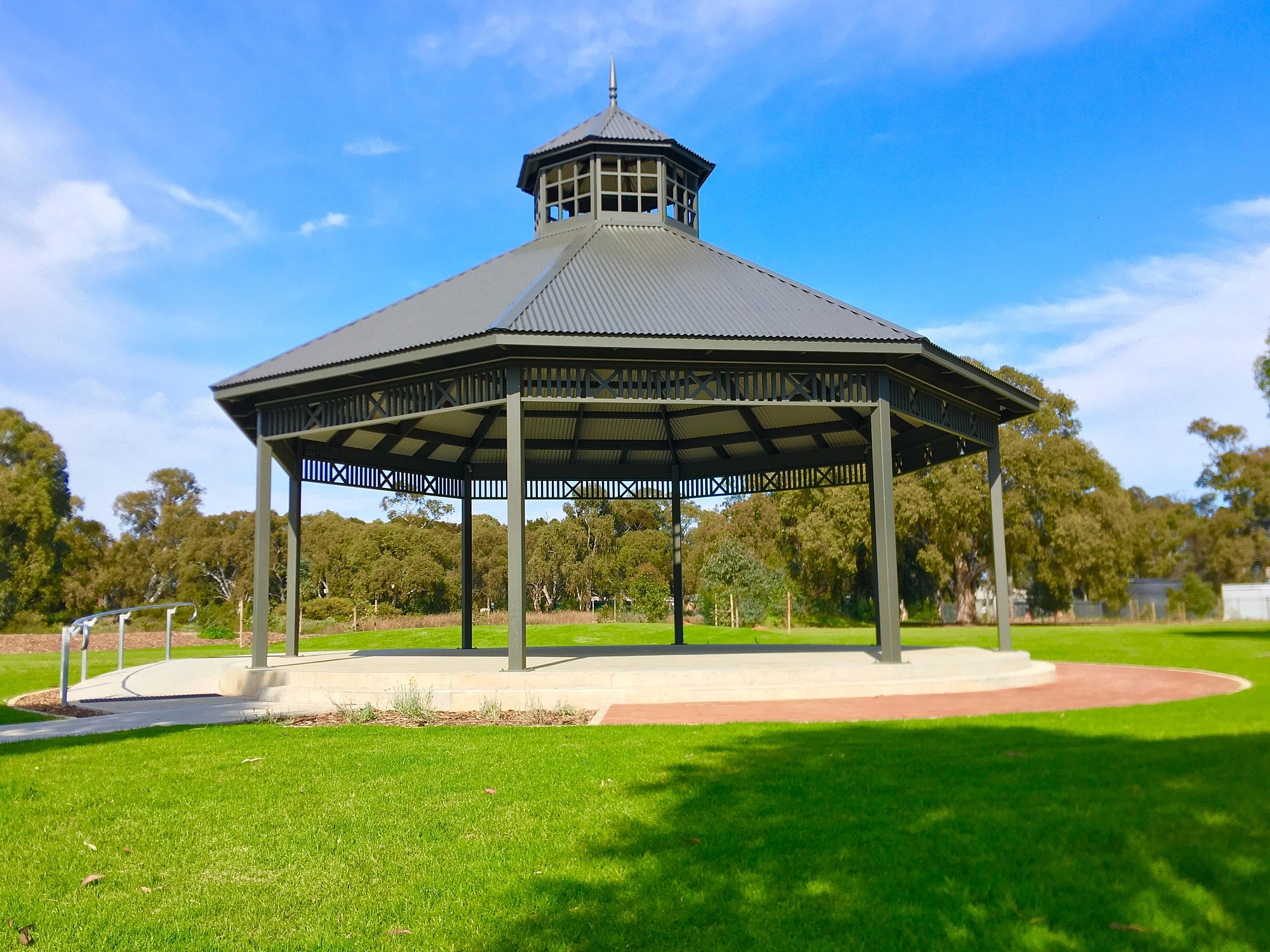 Oaklands Reserve Oaklands Recreation Plaza Rotunda Space Rotunda 2