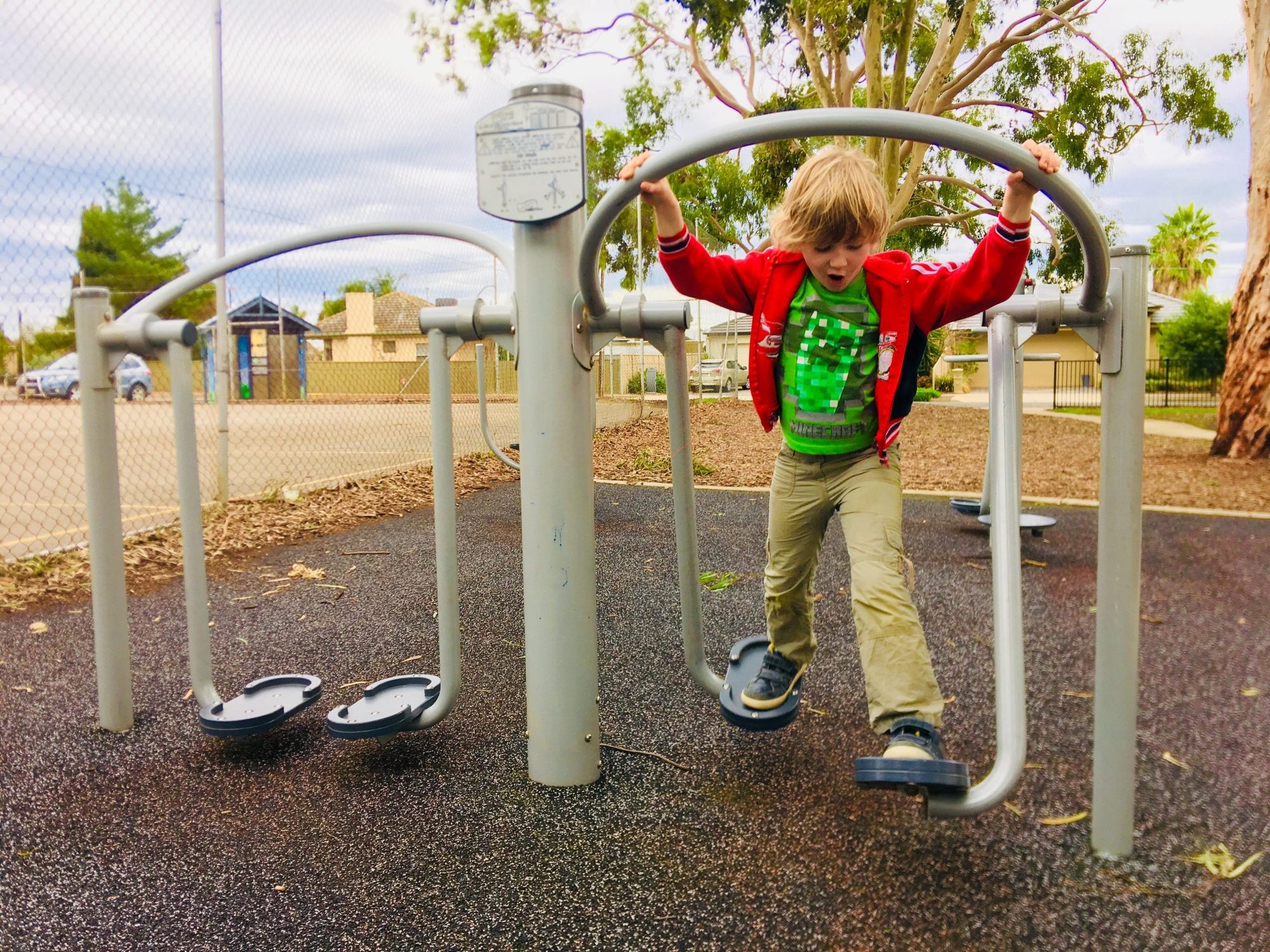 Sandery Avenue Reserve Fitness 5 Air Walk Xb