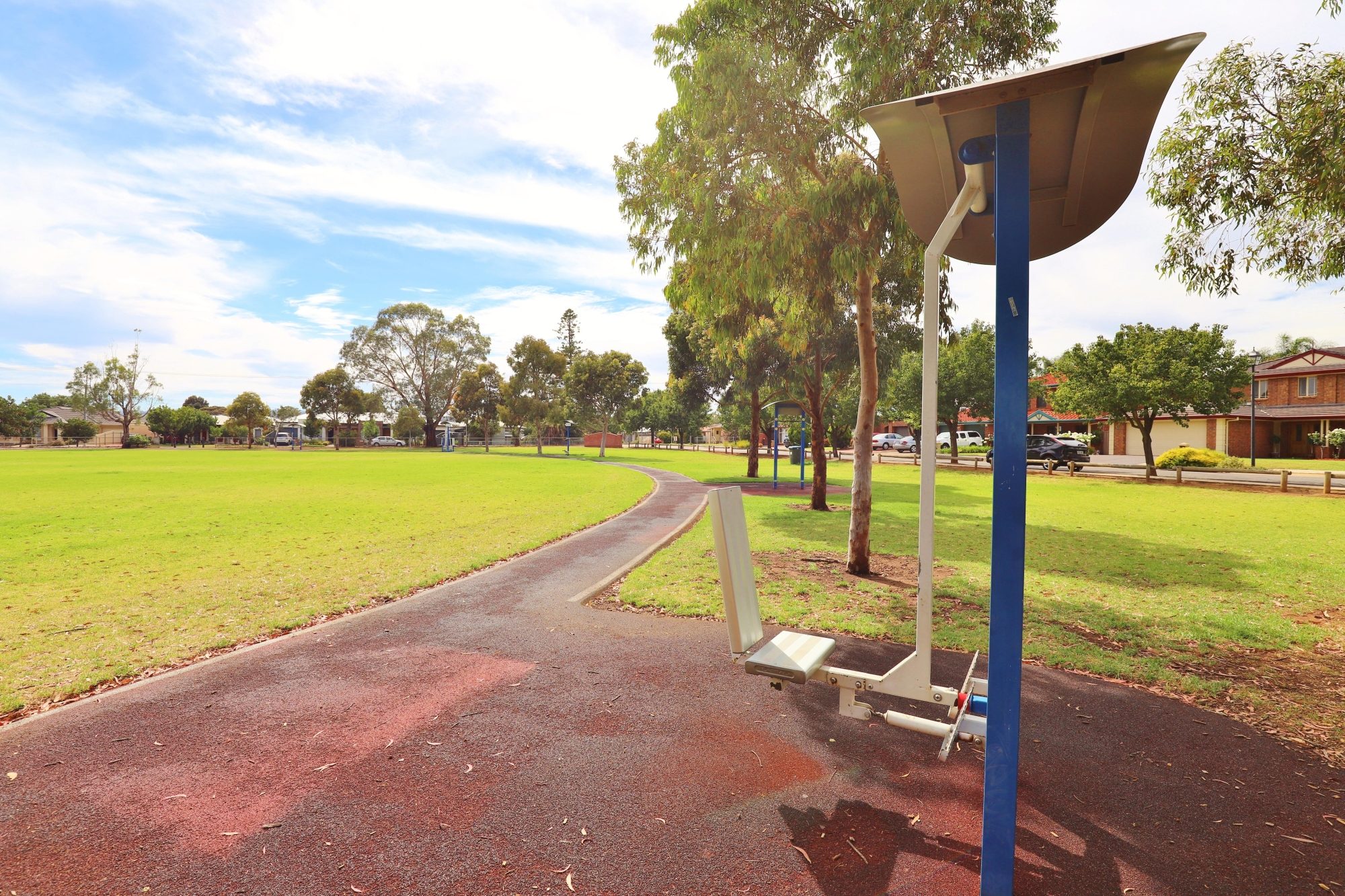 Scarborough Terrace Reserve 20190107 Fitness Equipment Station 4 Leg Press Station 1