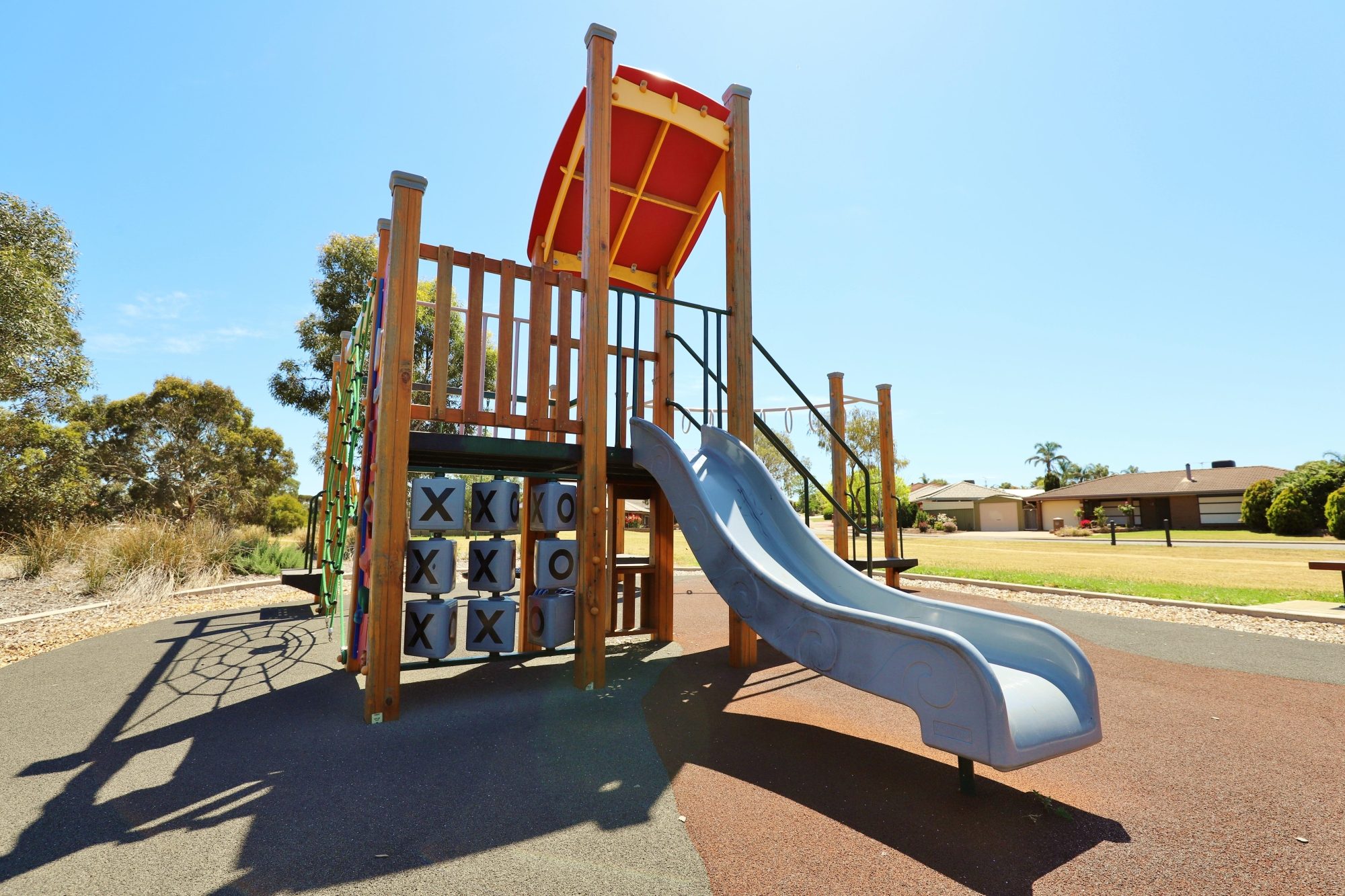 Spinnaker Circuit West Reserve Playground Multistation 2