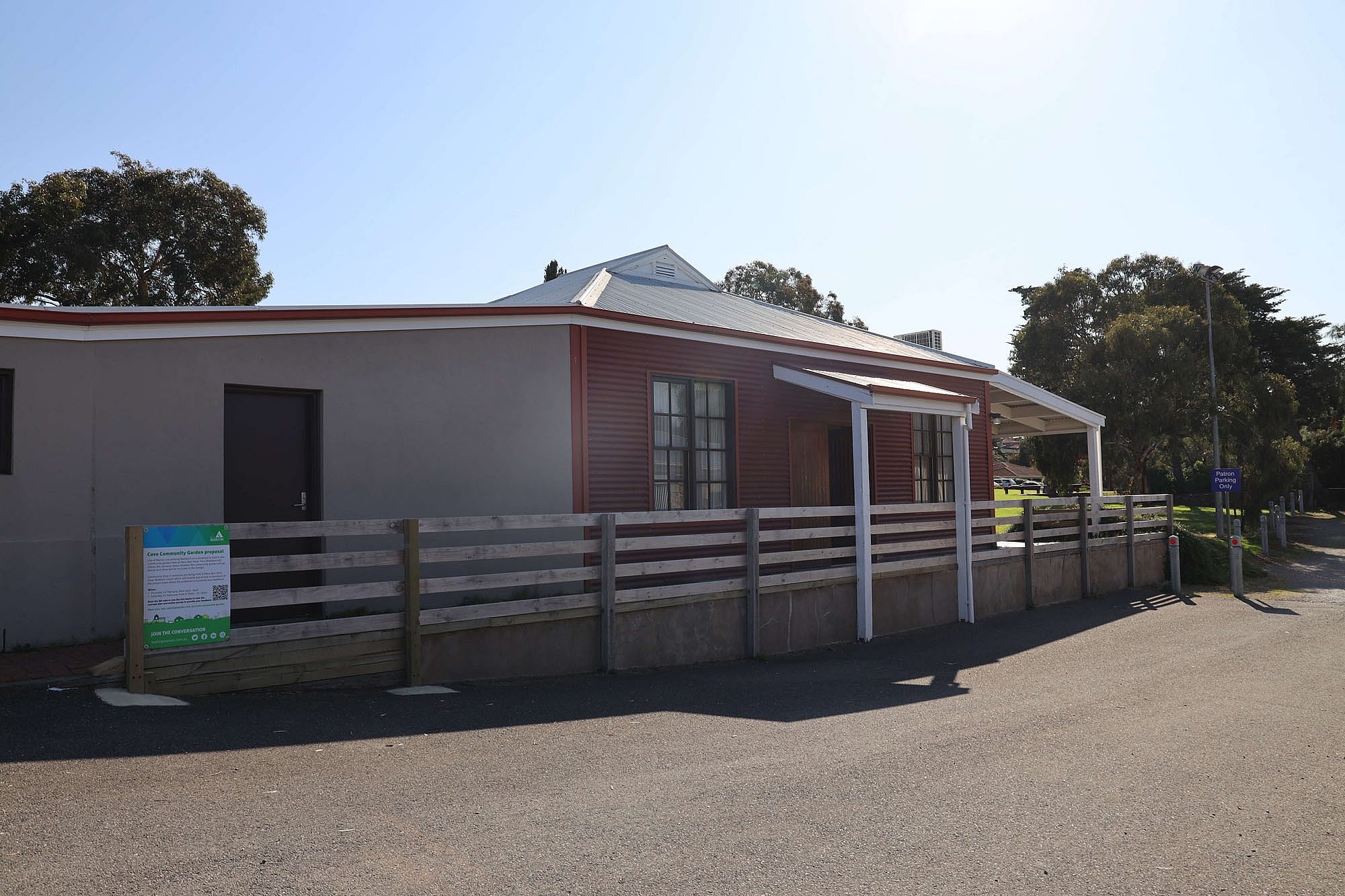 Castrol shed exterior 2