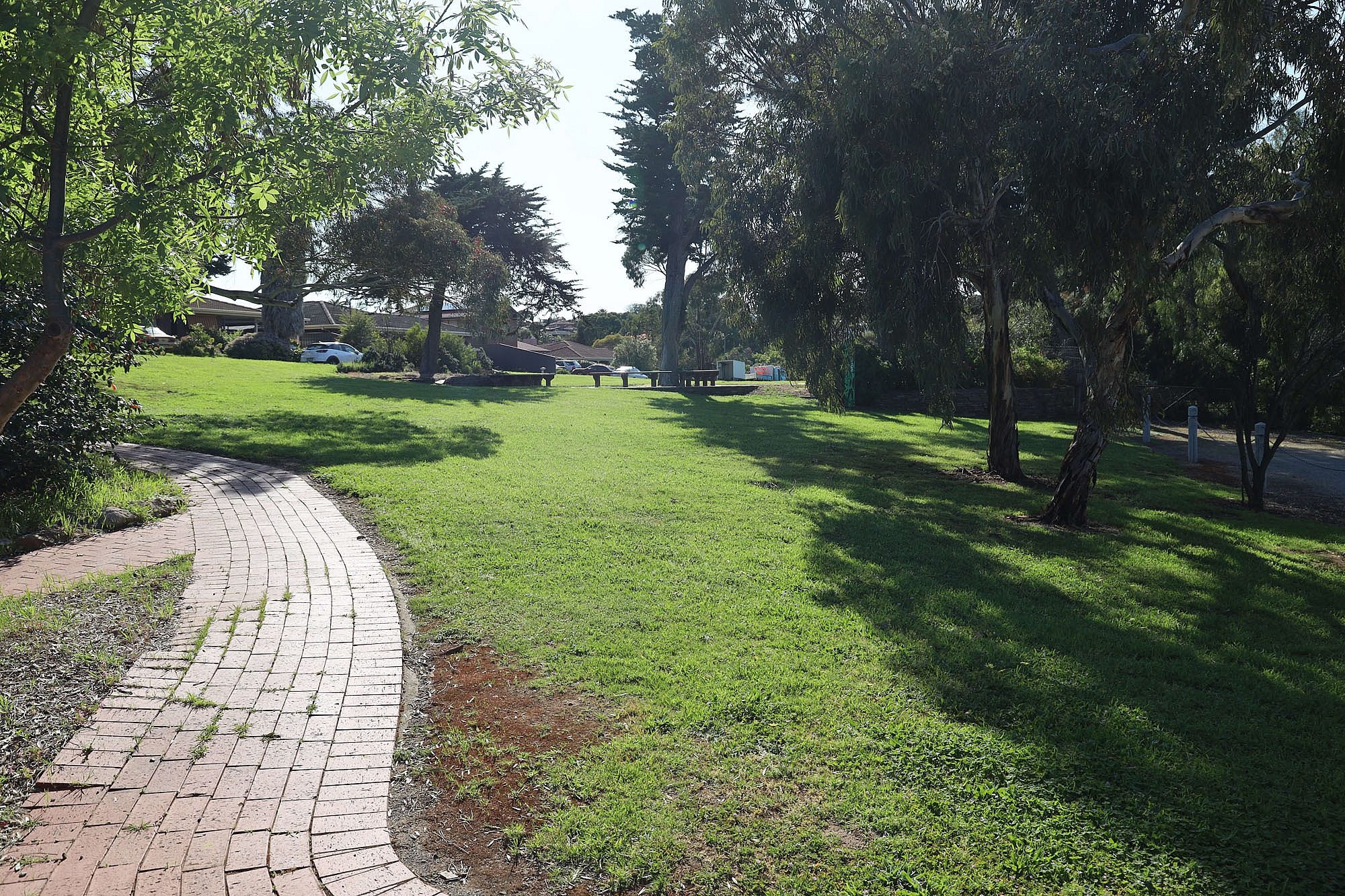 Castrol shed exterior 4