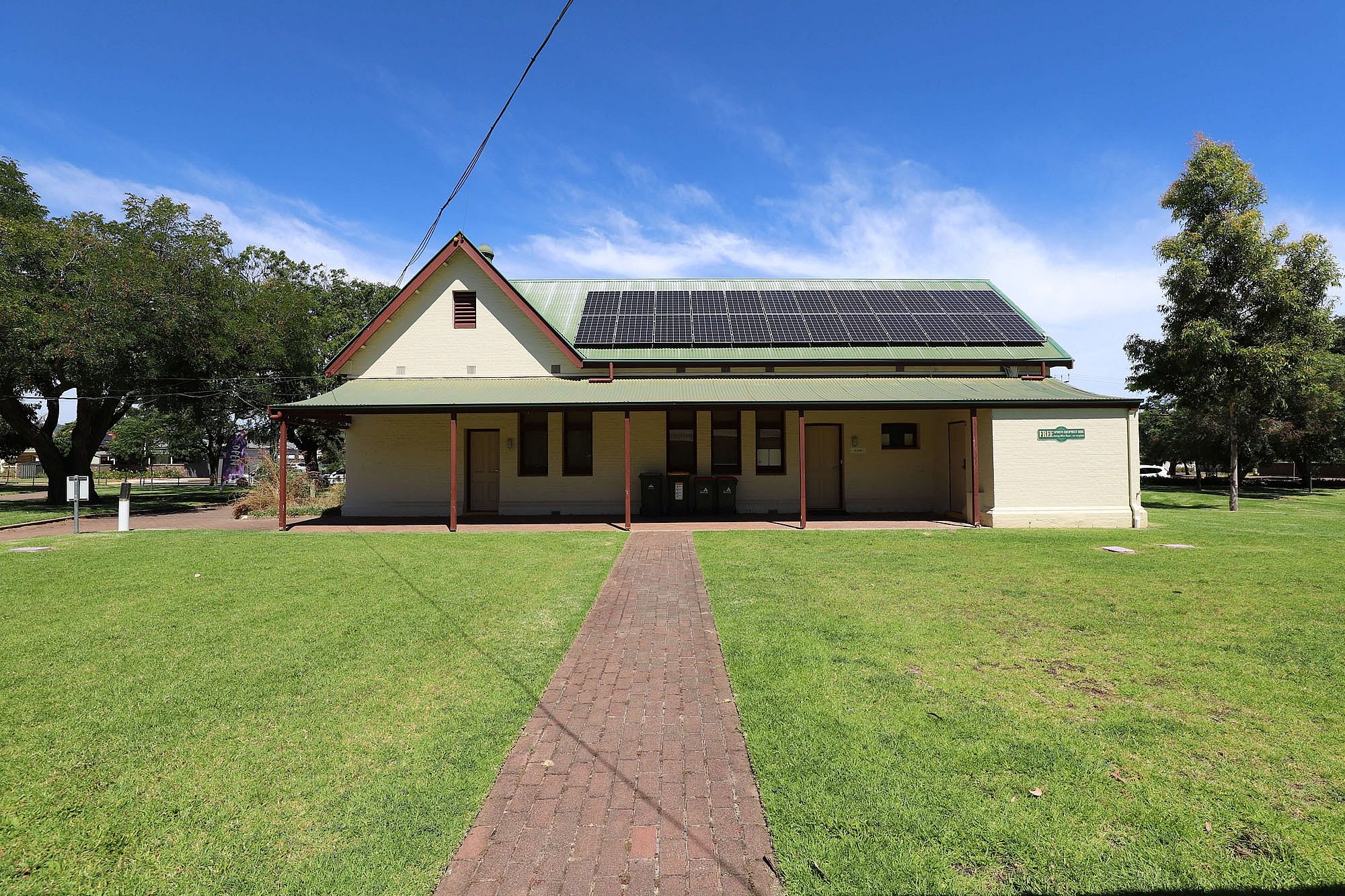 GCC Slade exterior 1