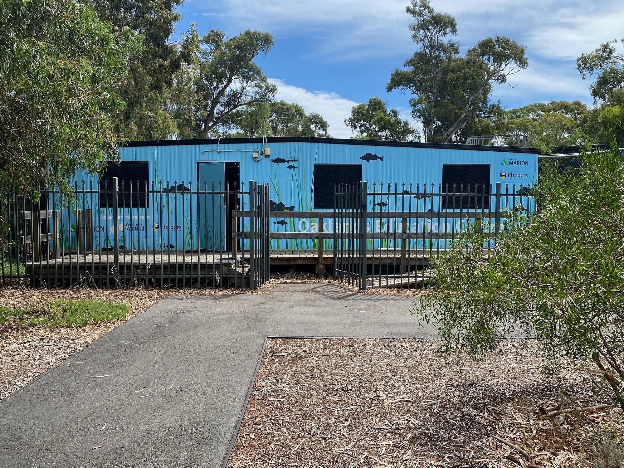 Oaklands education exterior