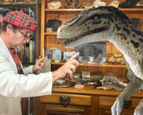 Prof Flint and the Dino Hunters