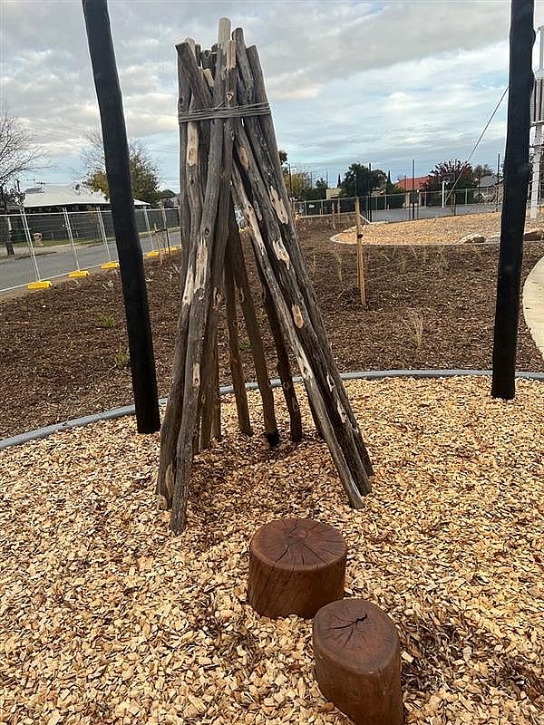 7073447a fc66 4272 8c61 99e32e2ce5bd