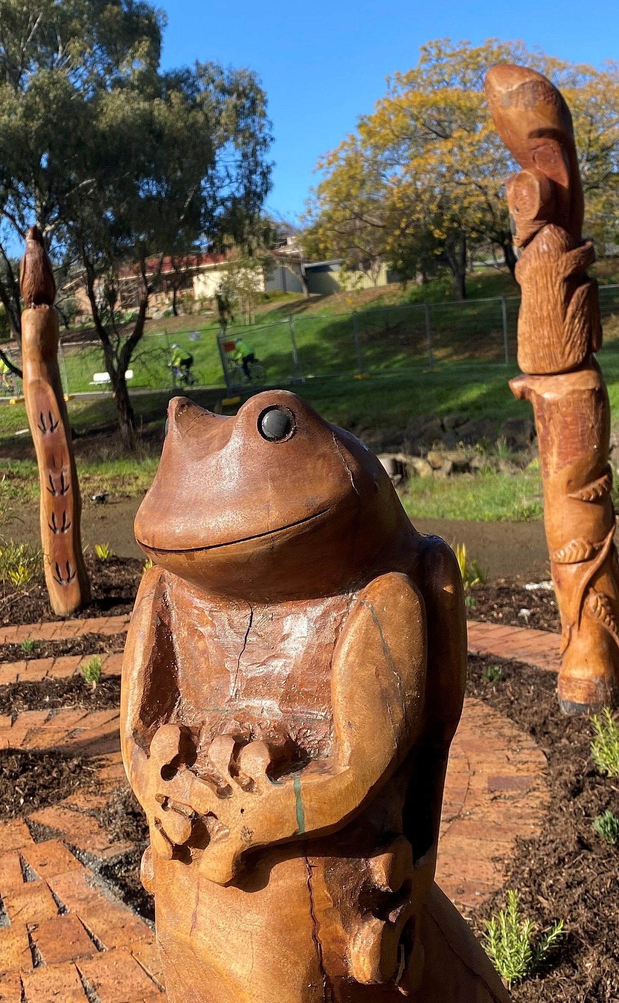 Hugh Johnson Reserve totem 3 IMG 1518