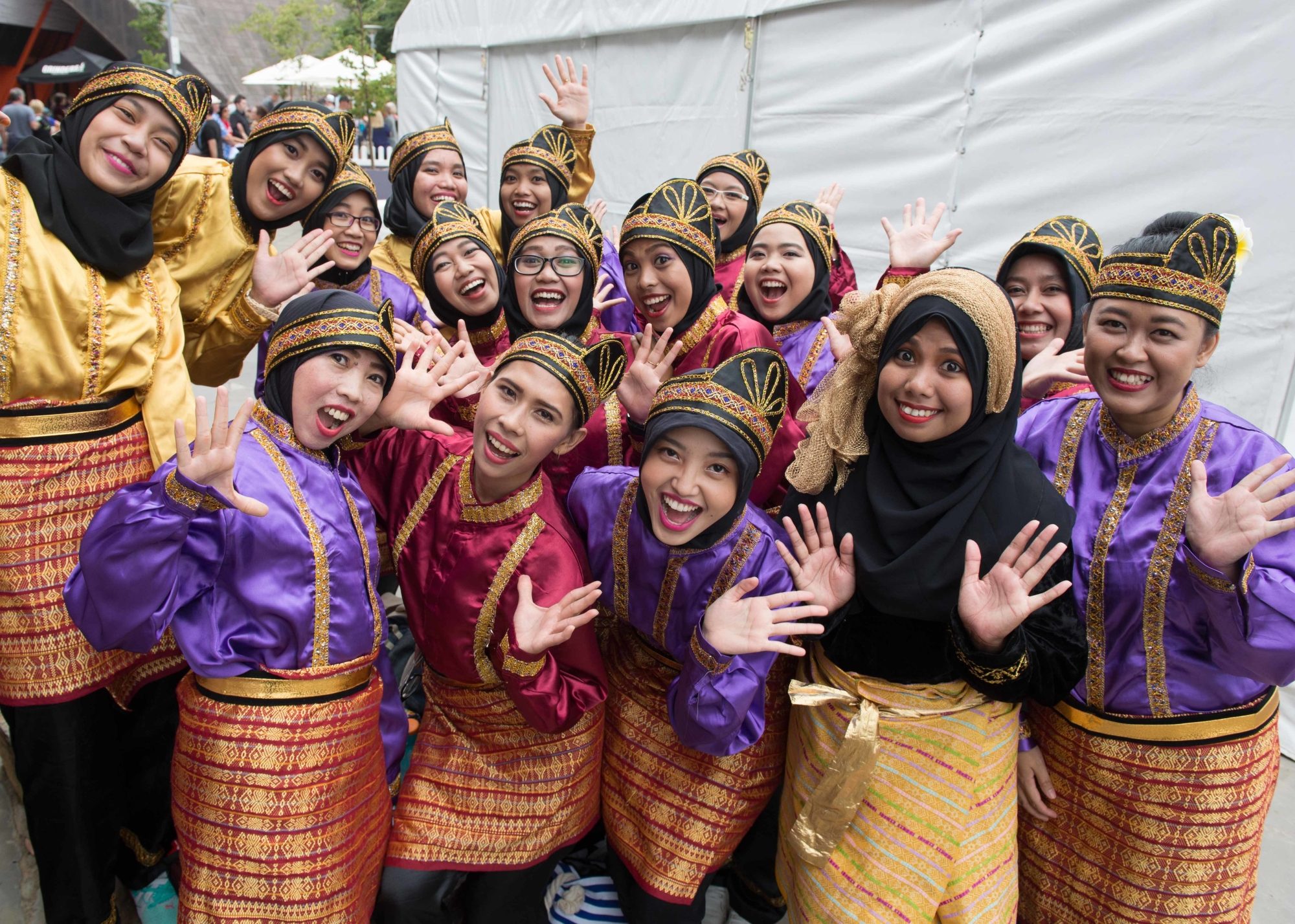 Indonesian dancers