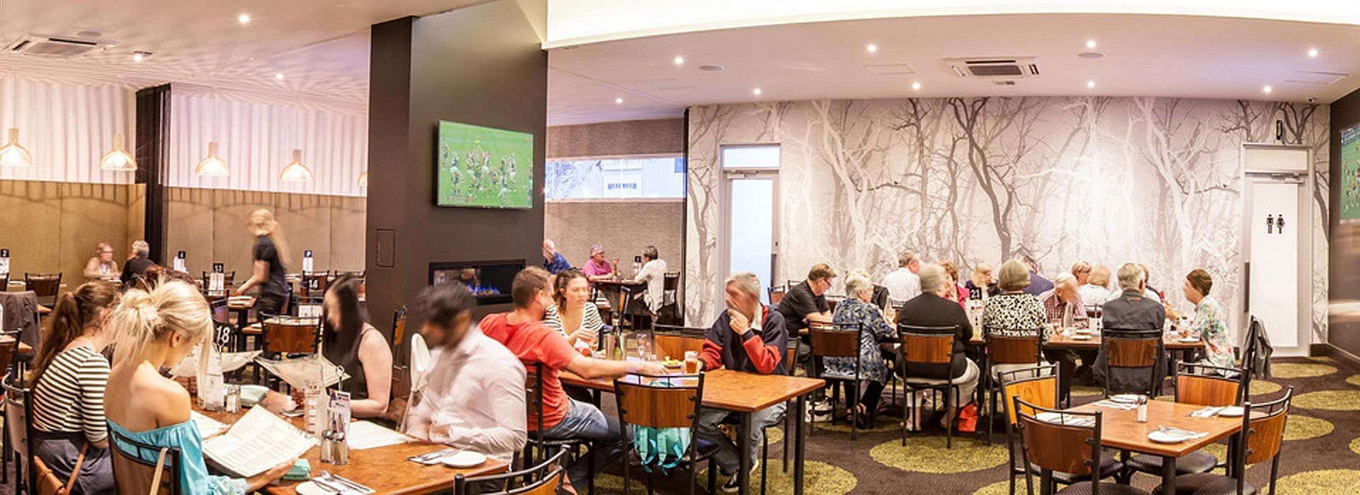 Maidofauckland Img01