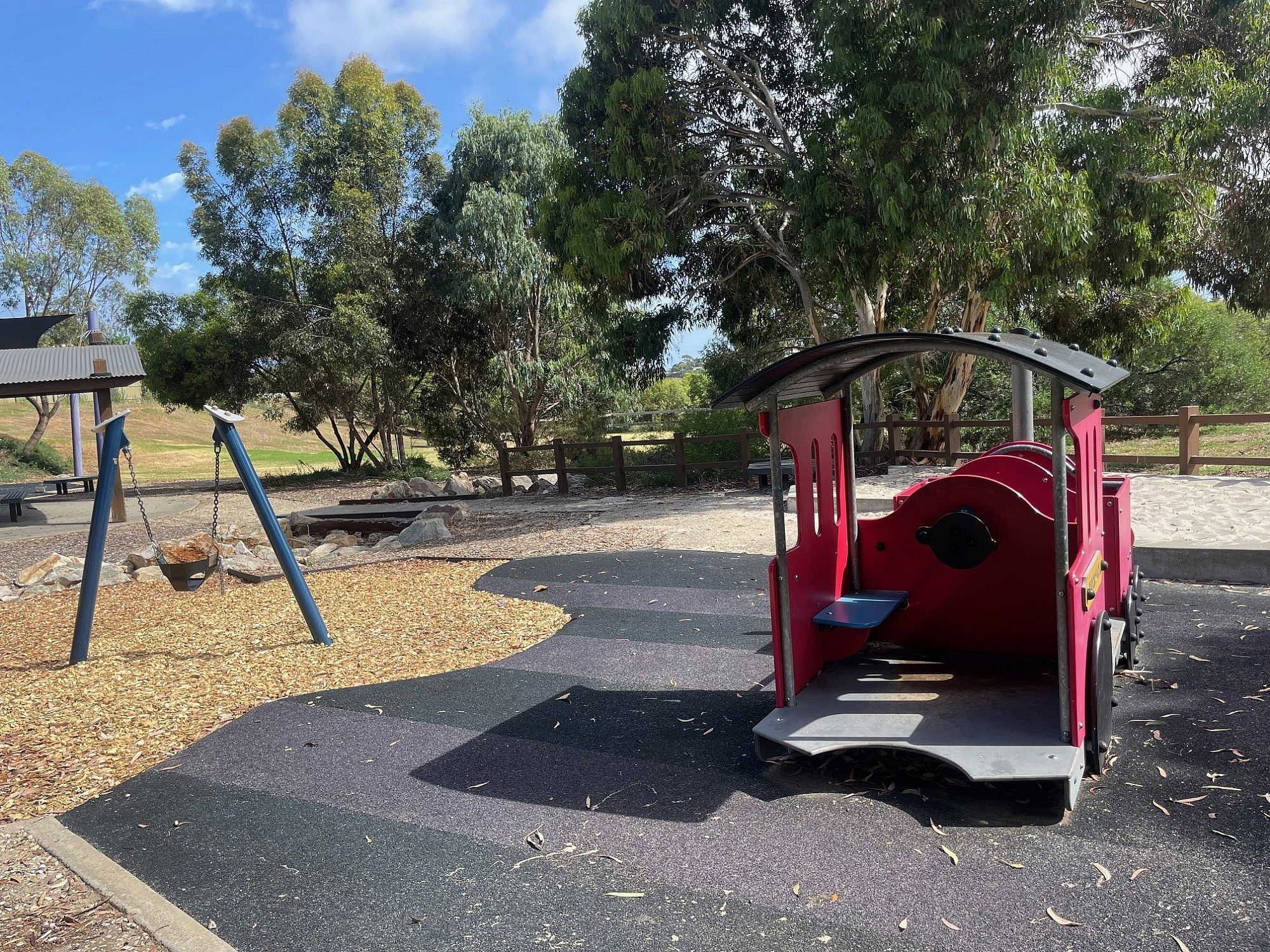 Mini swing and train